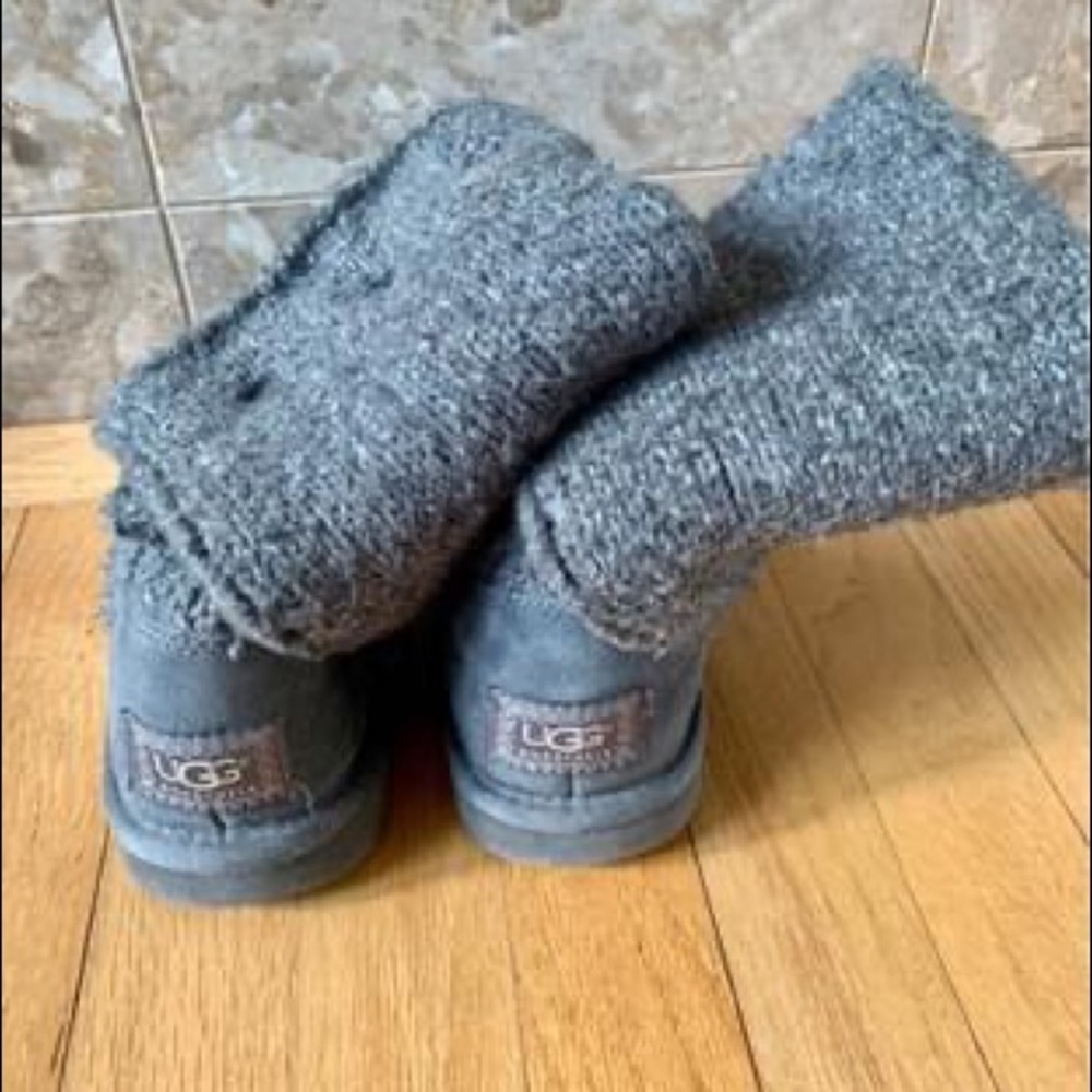 Knit Uggs - image 2